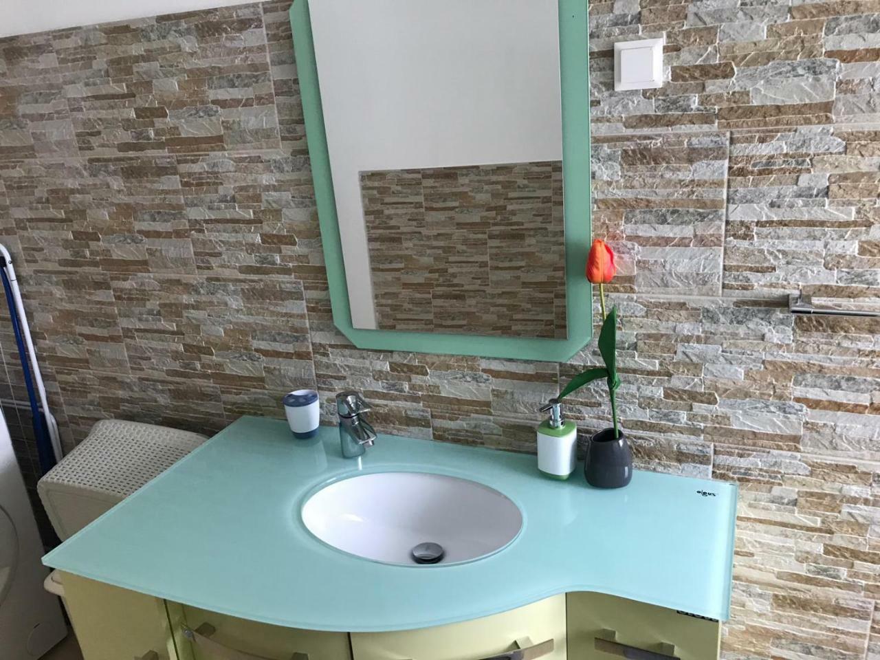 Апартаменти Apartmant Jela Затон Екстер'єр фото